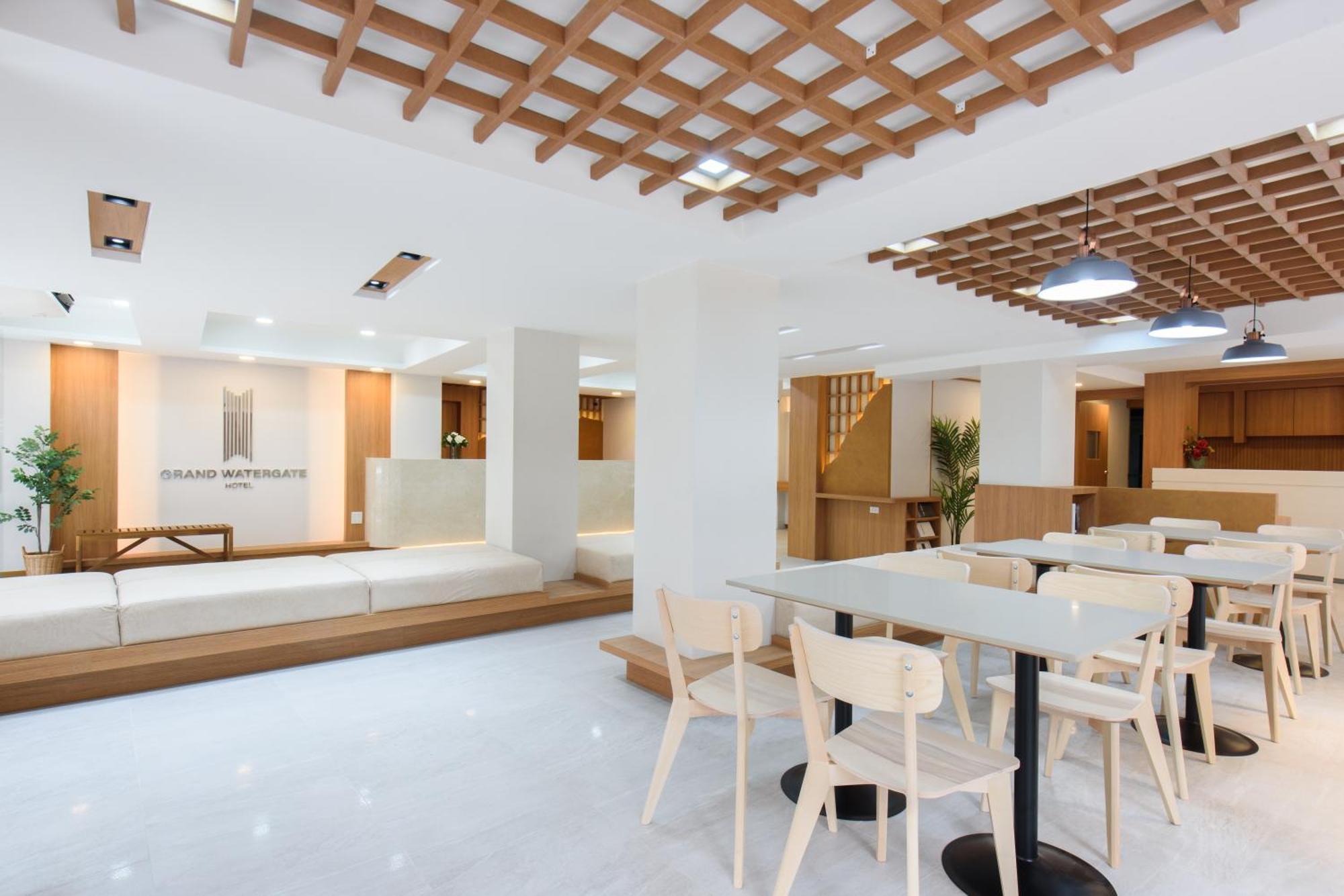 Grand Watergate Hotel Банкок Екстериор снимка