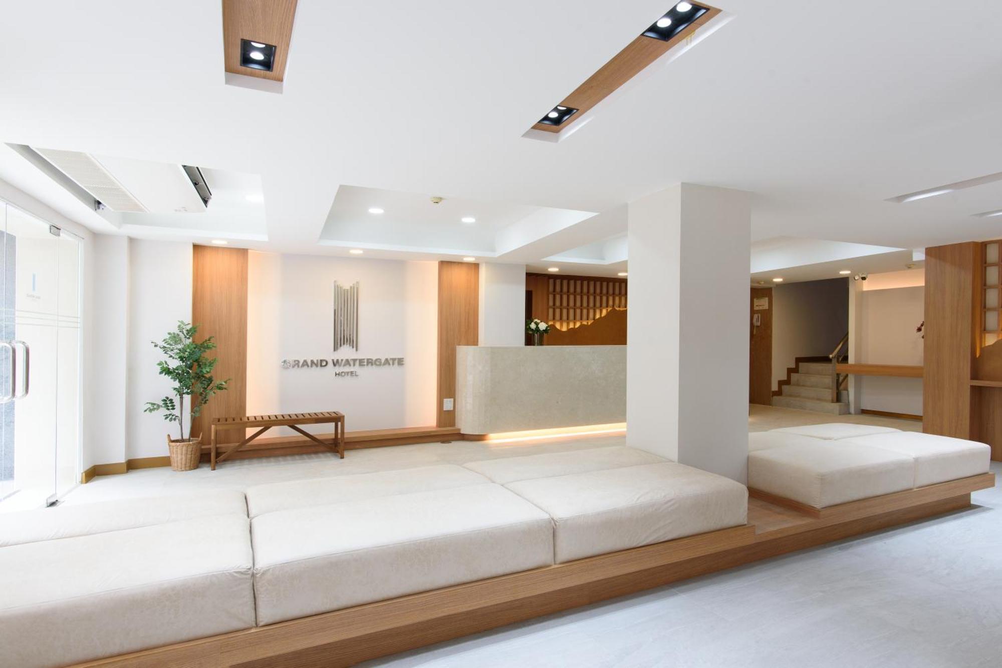 Grand Watergate Hotel Банкок Екстериор снимка
