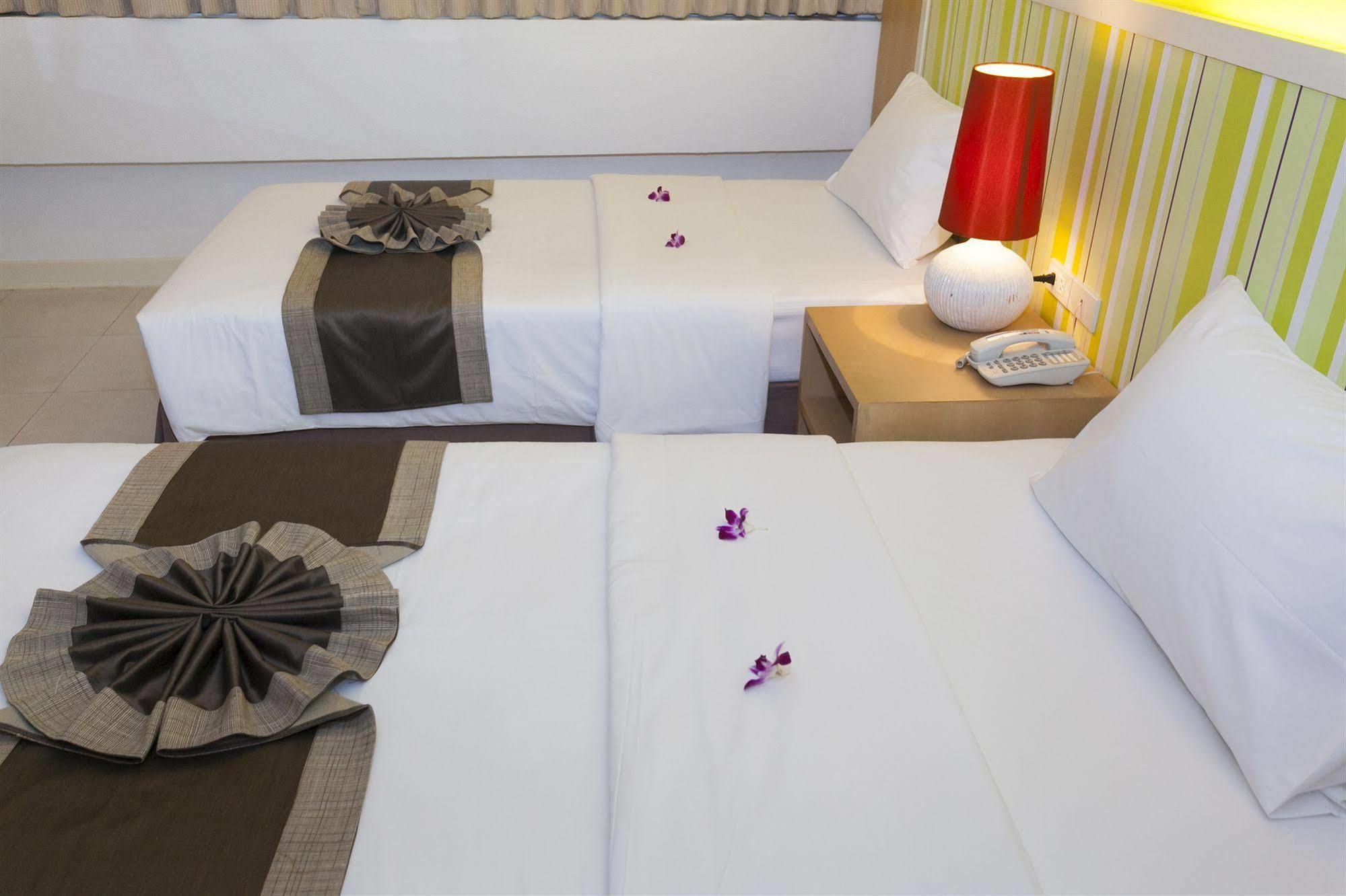 Grand Watergate Hotel Банкок Екстериор снимка