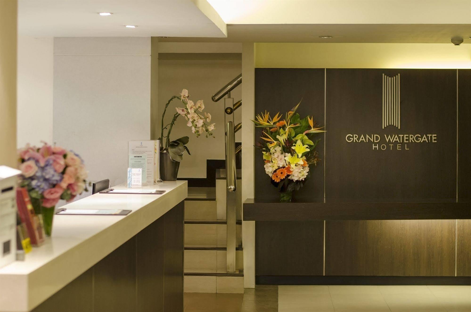 Grand Watergate Hotel Банкок Екстериор снимка